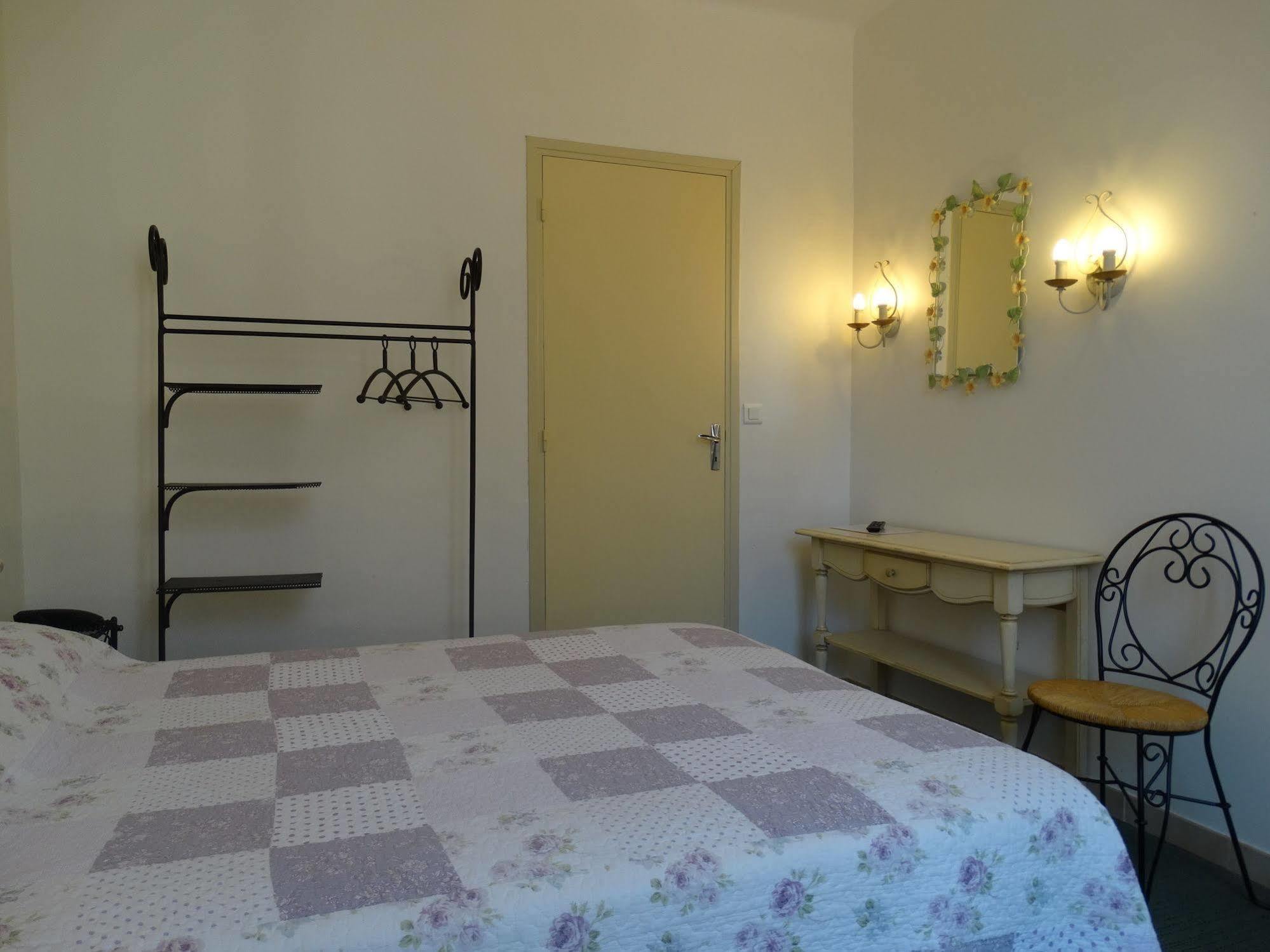 Hotel De France Béziers Habitación foto